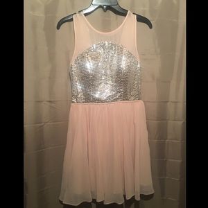 Prom / Homecoming Dress